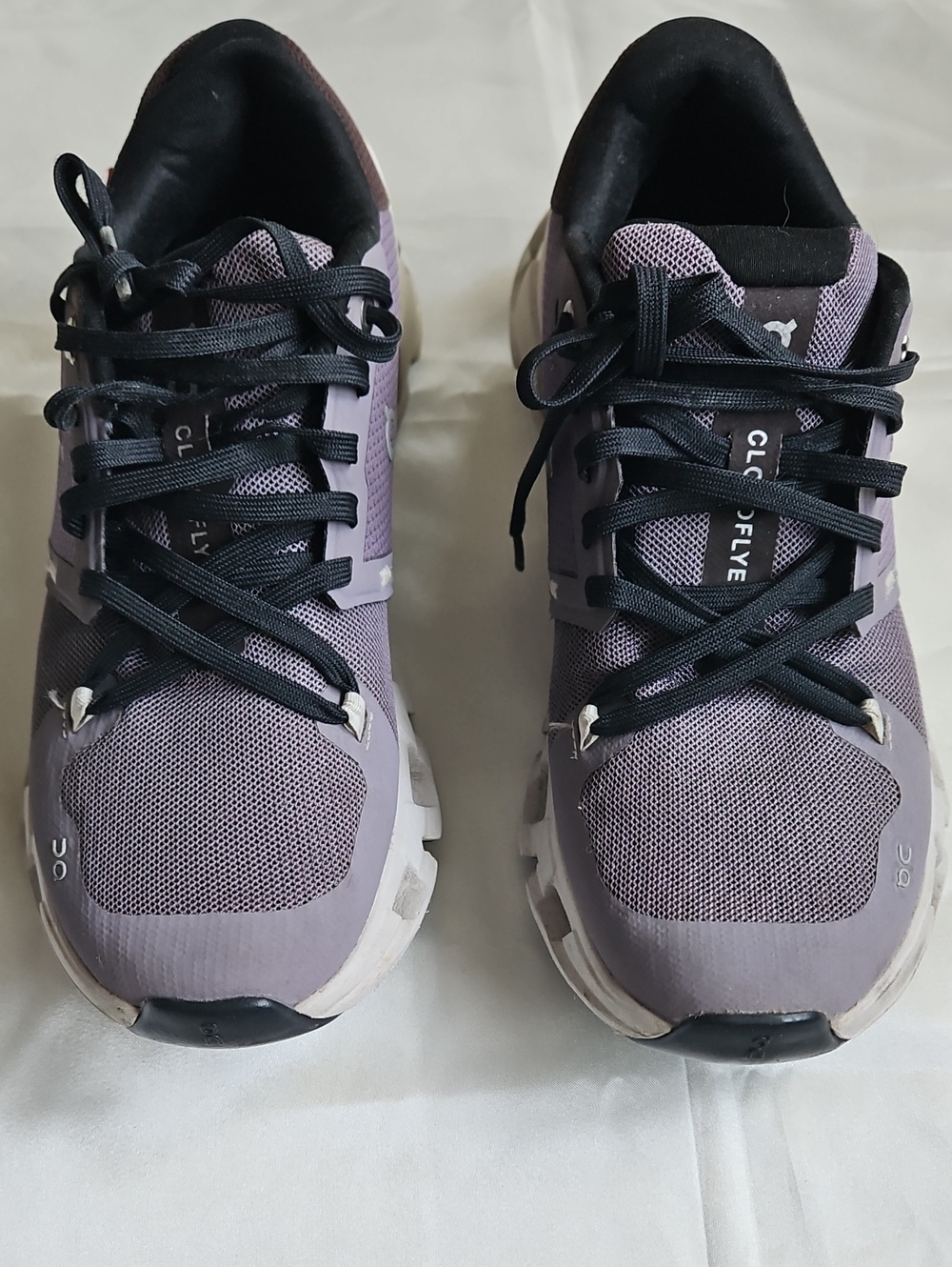 On Running Cloudflyer 4 Women’s Sneakers in Lavender and Black
